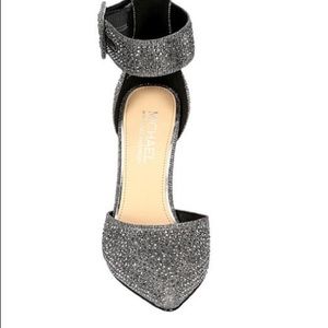 Michael Shannon Ravenna Pointed Toe Pump